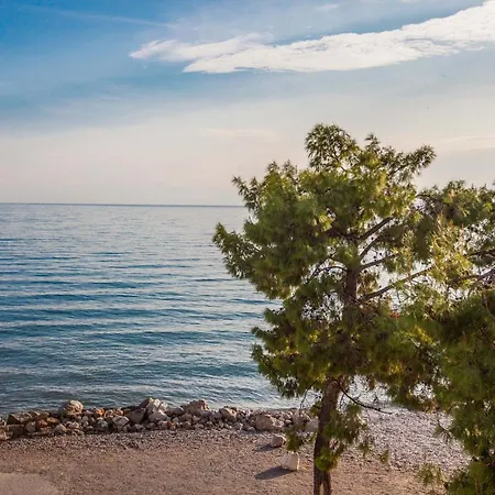 Kalafatis Appartement Itea