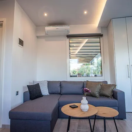 Apartment Kalafatis